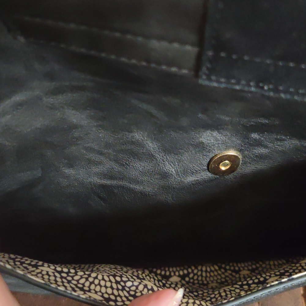 Leather Purse - Picture 2 of 8